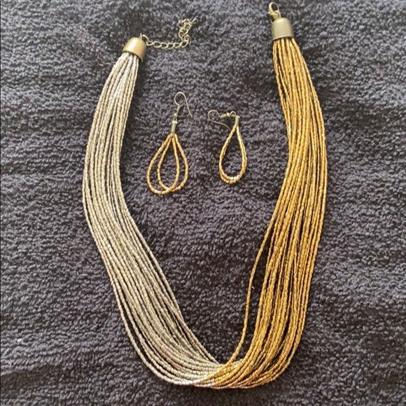 Jewelry - Bronze and silver necklace